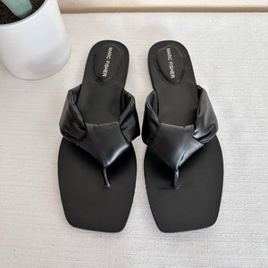 New Marc Fisher Baler Black Vegan Leather Knotted Thong Slide Sandals Women’s 9M